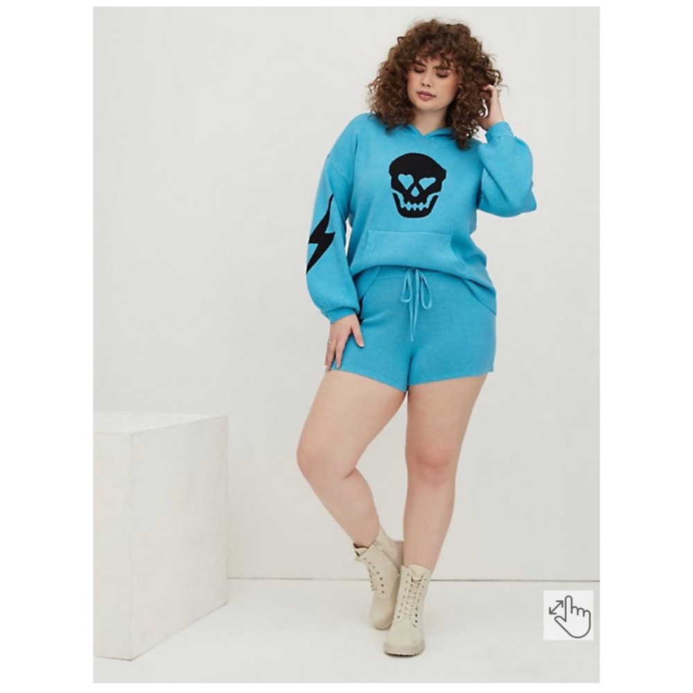 NEW Torrid 3 Sweater Short - Luxe Cozy Bolt Turquoise - Lovesick Collection - Picture 5 of 8